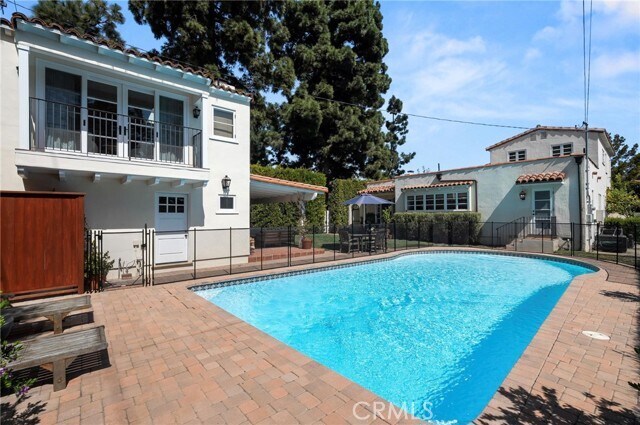Building Photo - 2520 Alta Ave