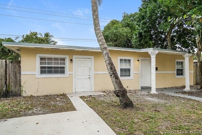 Building Photo - 16461 NW 19th Ave