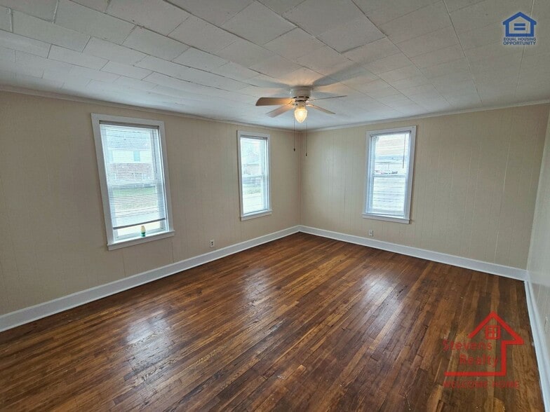 Building Photo - 414 W Bockman Way