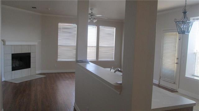 Building Photo - 3929 Iris Ct