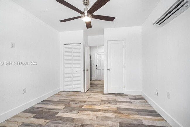 Building Photo - 180 SW 63rd Ave