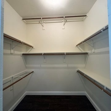 Building Photo - 409 Hardwicke Ln