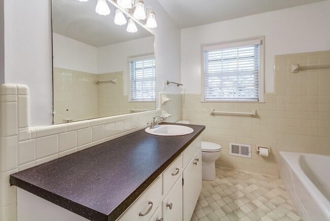 Building Photo - 3907 Jerusalem Ct