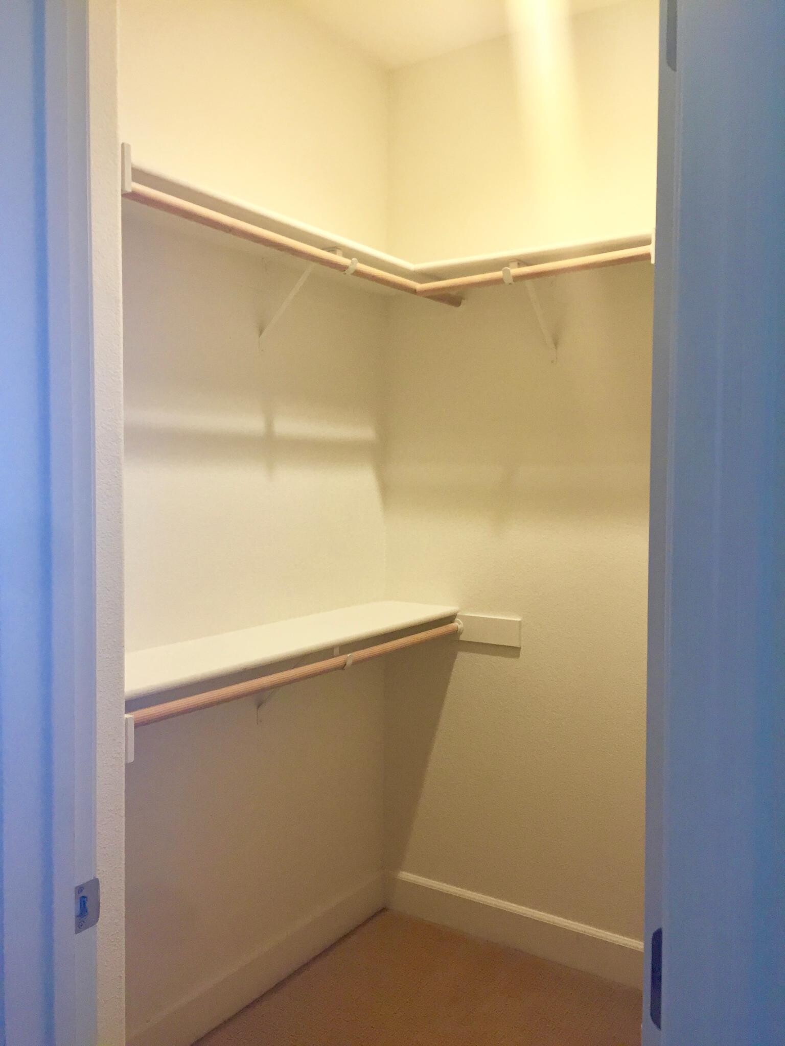 Building Photo - 1061 Pearl Terrace