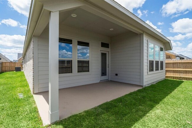 Building Photo - 27122 Butterfly Mint Ln