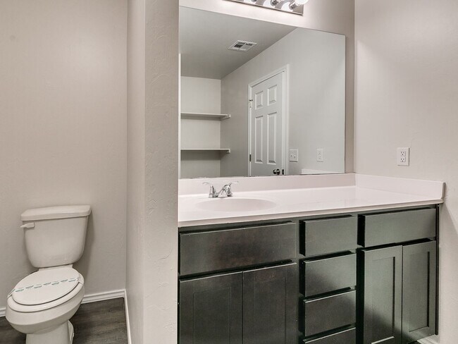 Building Photo - PRELEASING NOW! Four Bedroom | Two and a Half Bath Duplex in Redstone Ranch