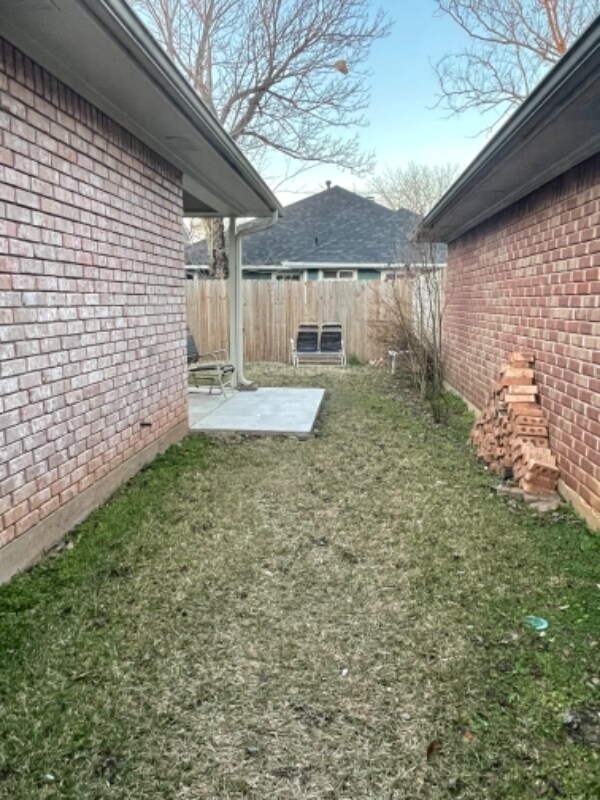 Building Photo - 3321 Raleigh Pl