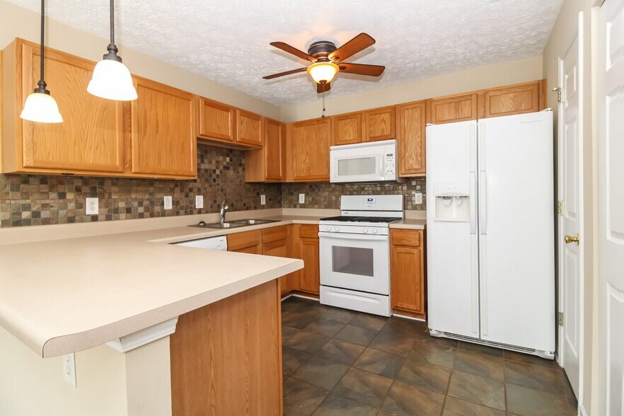 Building Photo - 134 Ilex Dr