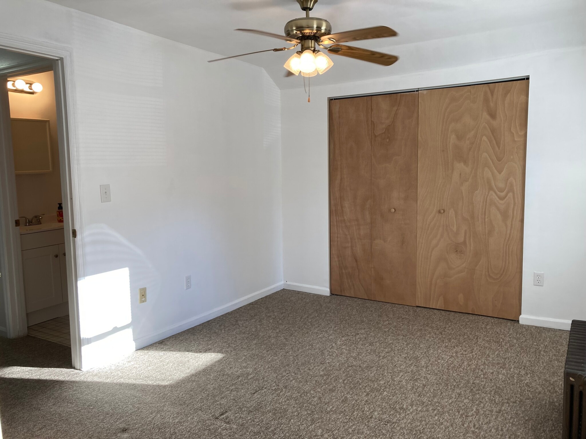 Bedroom - 816 14th Ave