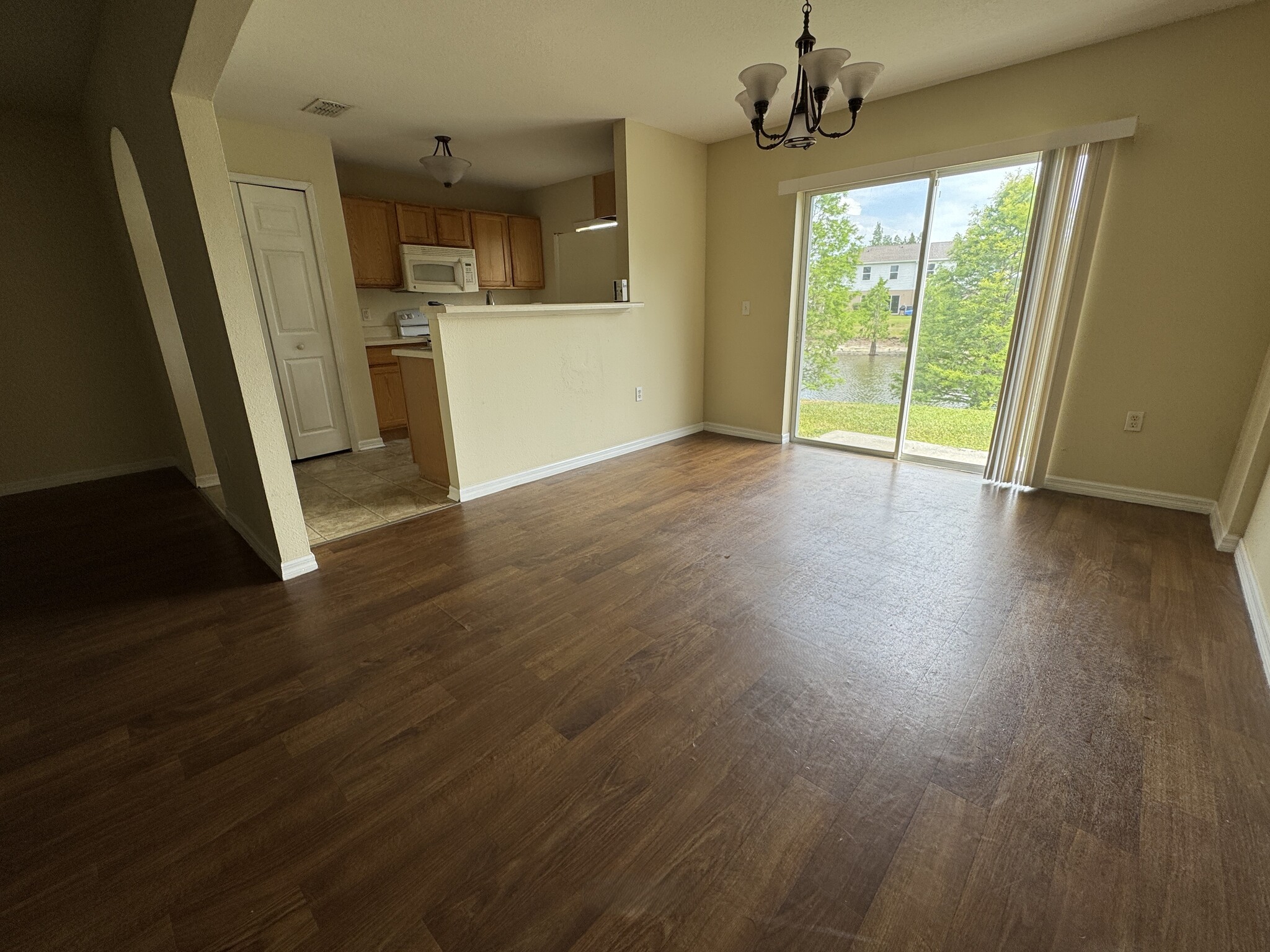 Building Photo - 9843 Ashburn Lake Dr