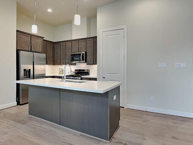 Building Photo - 6379 Paddington Bnd Dr