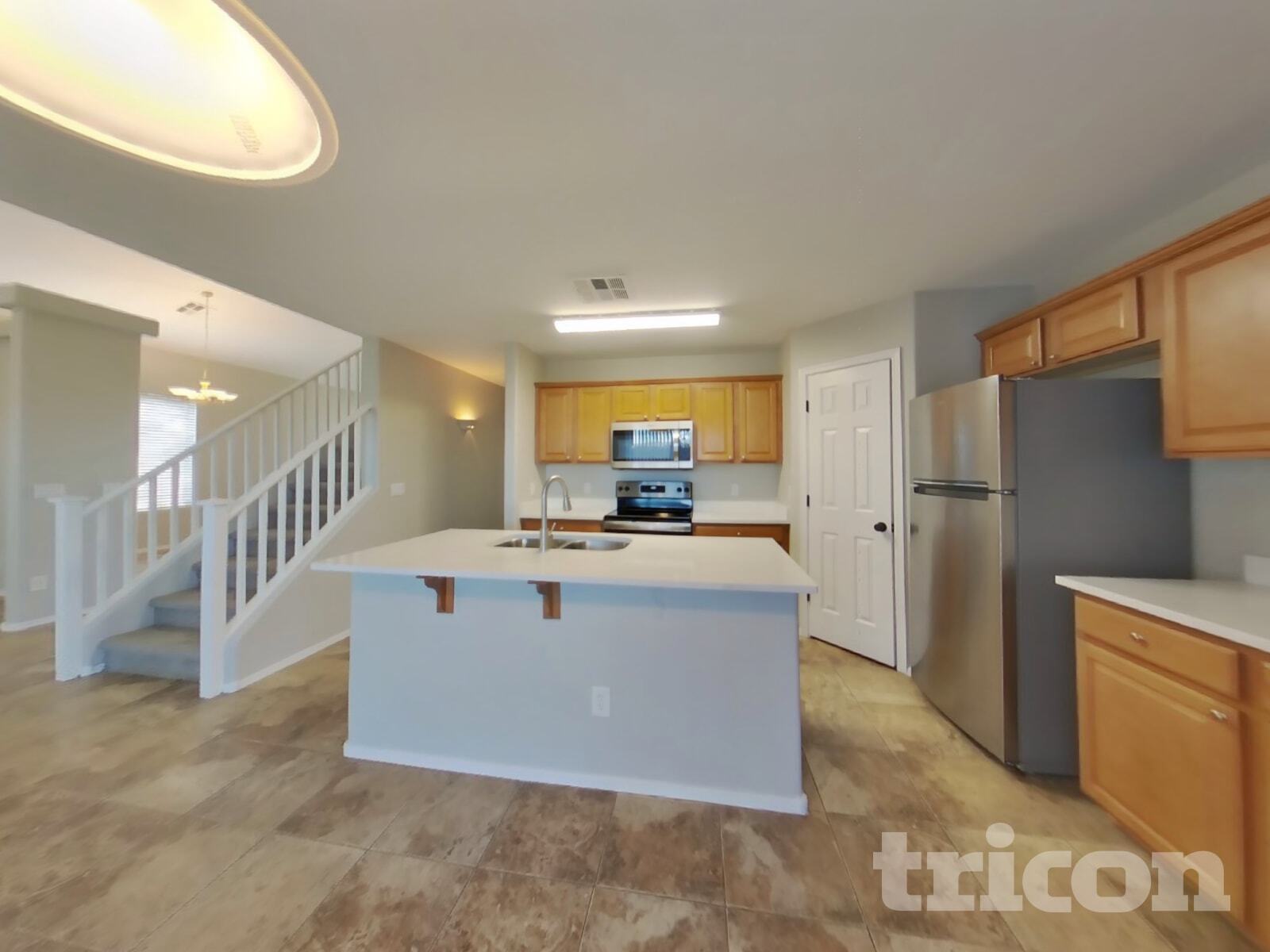 Building Photo - 24401 N Lost Dutchman Way