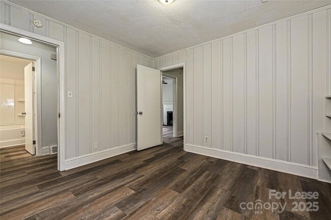 Building Photo - 2256 Kilborne Dr