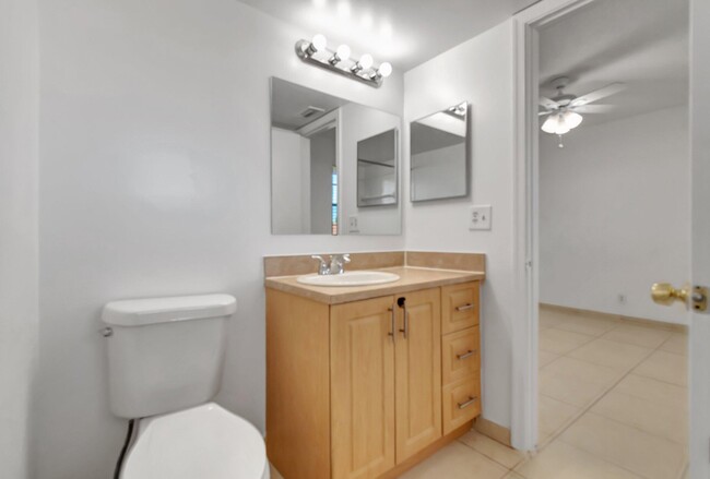 Building Photo - 8431 Royal Palm Blvd
