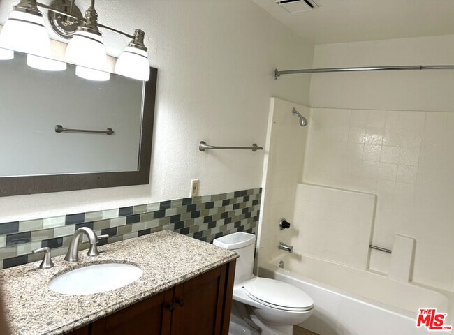 Building Photo - 351 N Hermosa Dr