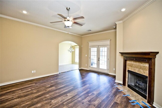 Building Photo - 3761 W Providence Dr