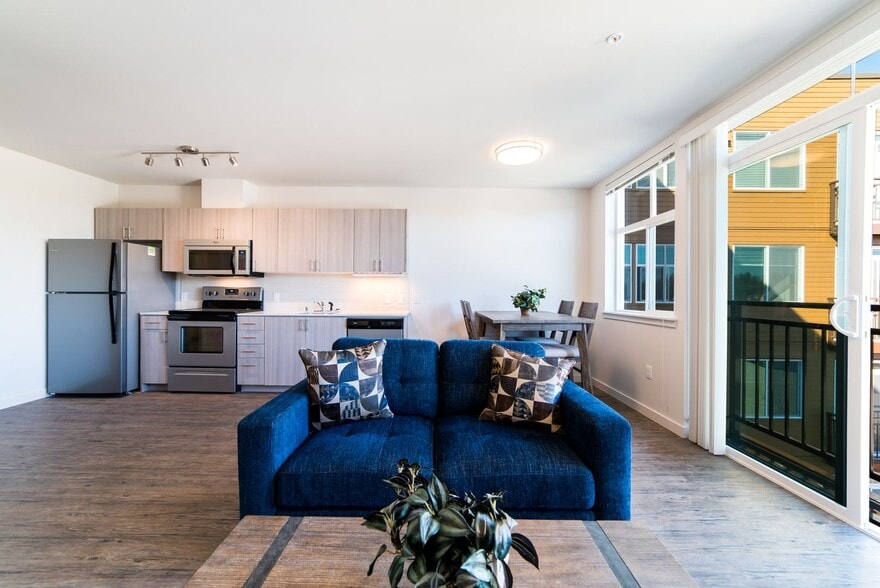 Interior Photo - 123-4th Apartments