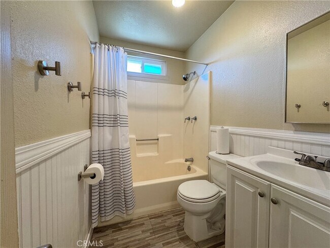 Building Photo - 6848 Quail Spring Ave