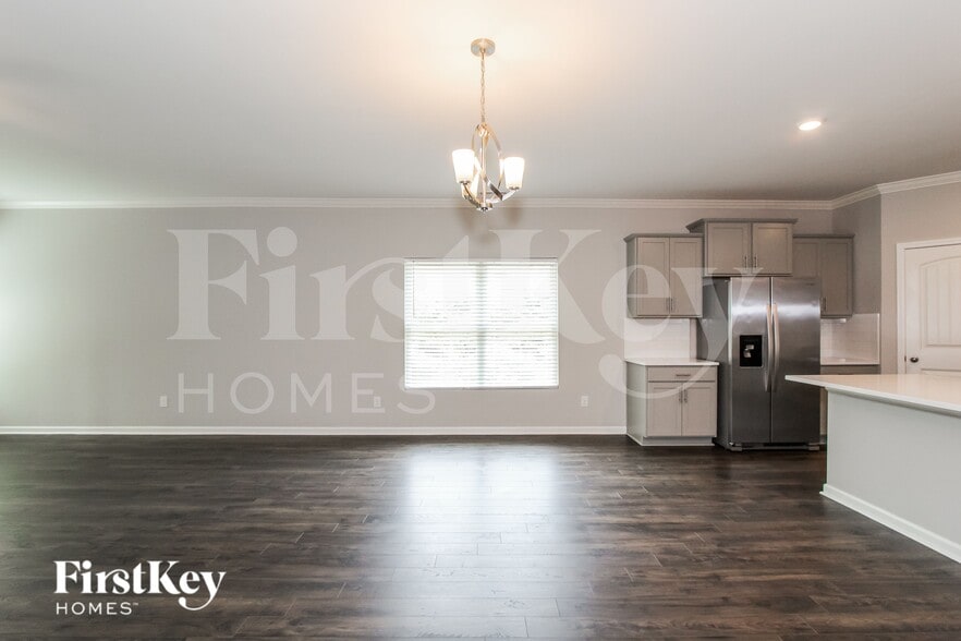 Building Photo - 311 Rock Terrace Dr