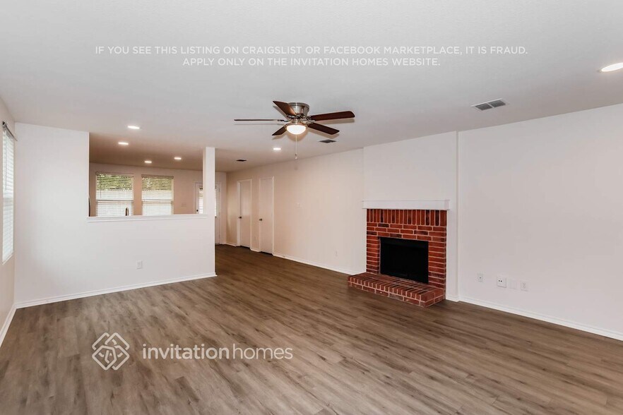 Building Photo - 1104 Scenic Hills Dr