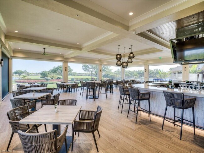Building Photo - Turnkey 2-bedroom plus den villa, perfectly situated to capture stunning golf course and lake vie...