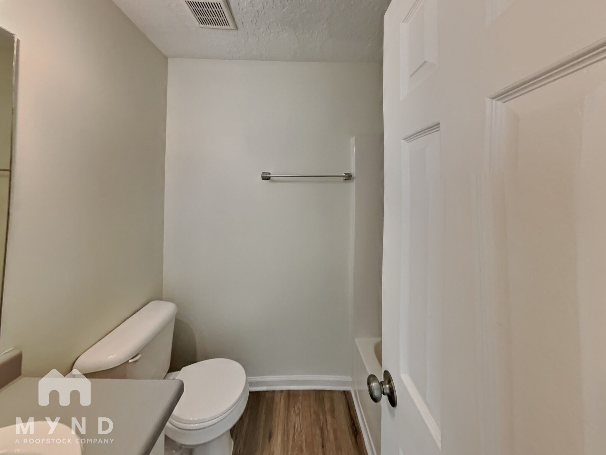 Building Photo - 251 Cedars Glen Cir