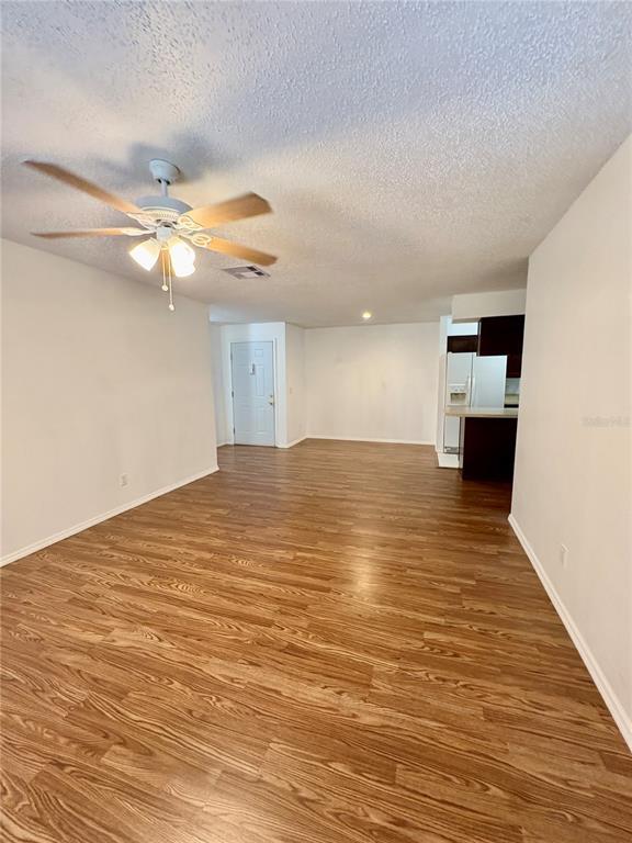 Building Photo - 231 Red Maple Pl