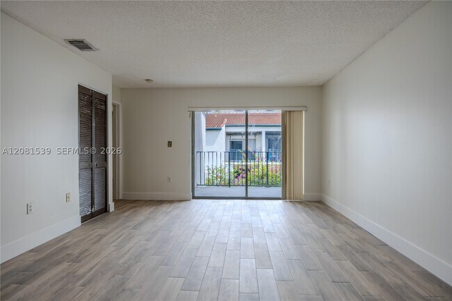 Building Photo - 12527 NW 11th Ln