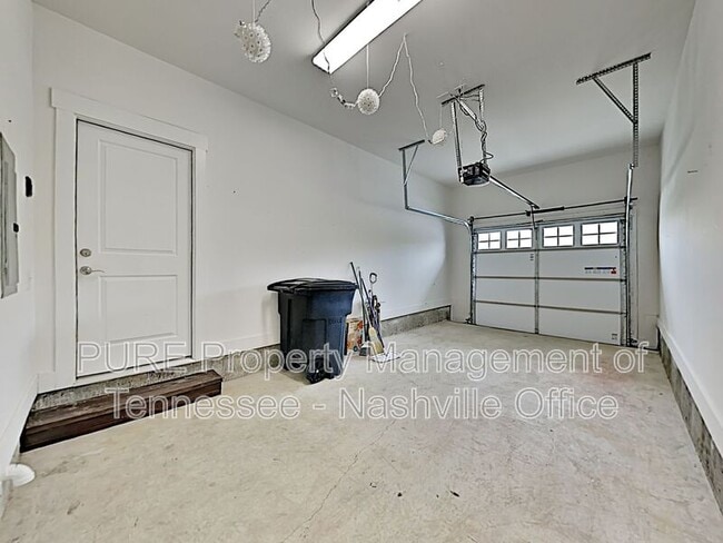 Building Photo - 4050 Gracious Dr