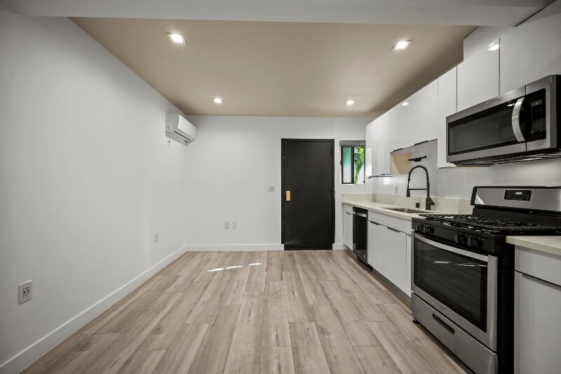 Building Photo - 1139 Bellevue Ave