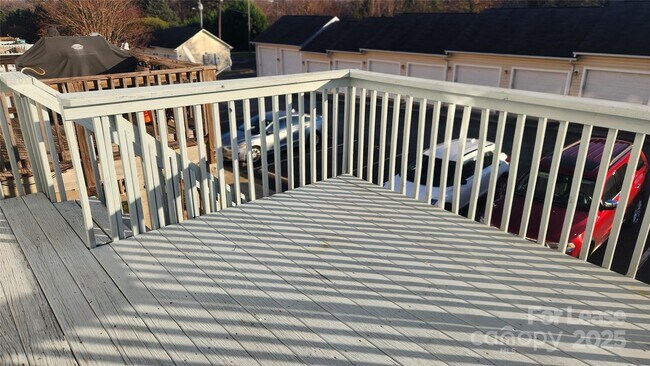 Building Photo - 110 Steam Engine Dr