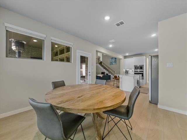 Building Photo - 413 Coyote Creek Dr