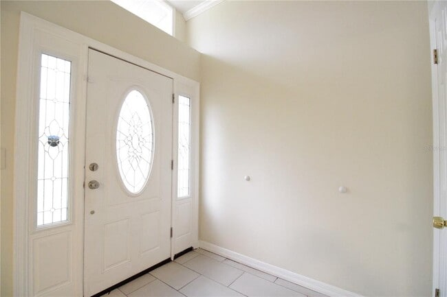 Building Photo - 10907 SW 24th Ave