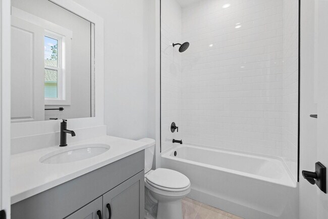 Building Photo - 58 Ferndale Ct