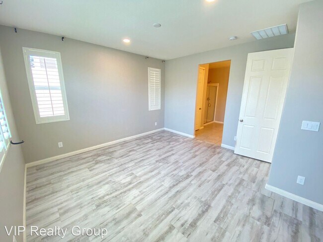 Building Photo - 3 br, 2 bath House - 10199 Knotty Skye Ave