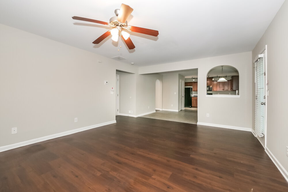 Building Photo - 965 Revere Way