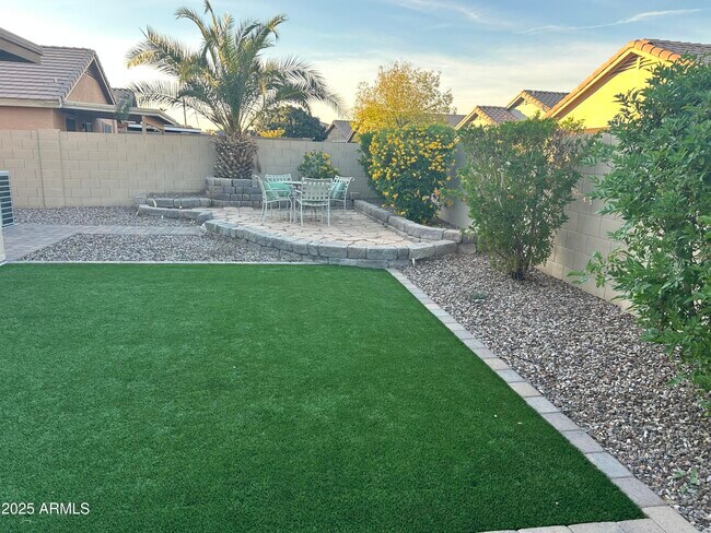 Building Photo - 16530 W Statler St