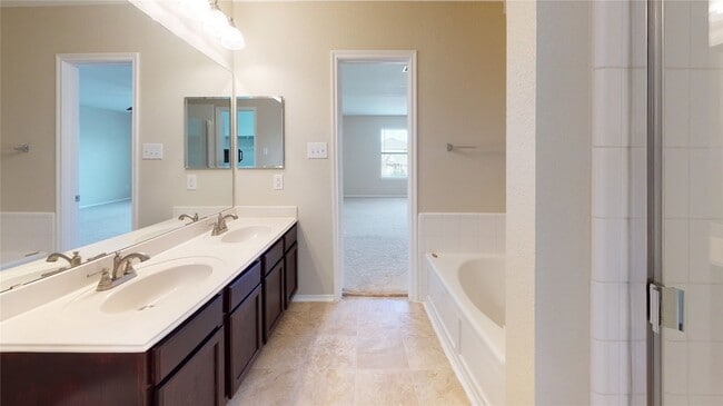 Building Photo - 2809 Arbury Dr