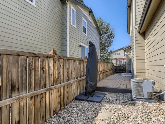 Building Photo - 10219 Tall Oaks Cir