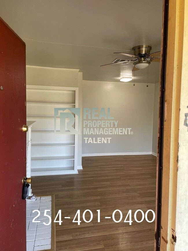 Primary Photo - PRICE IMPROVEMENT!!! 2-Bedroom, 1-Bathroom...