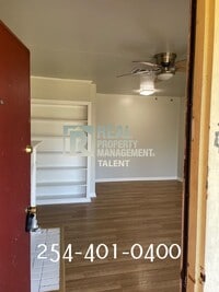 Building Photo - PRICE IMPROVEMENT!!! 2-Bedroom, 1-Bathroom...