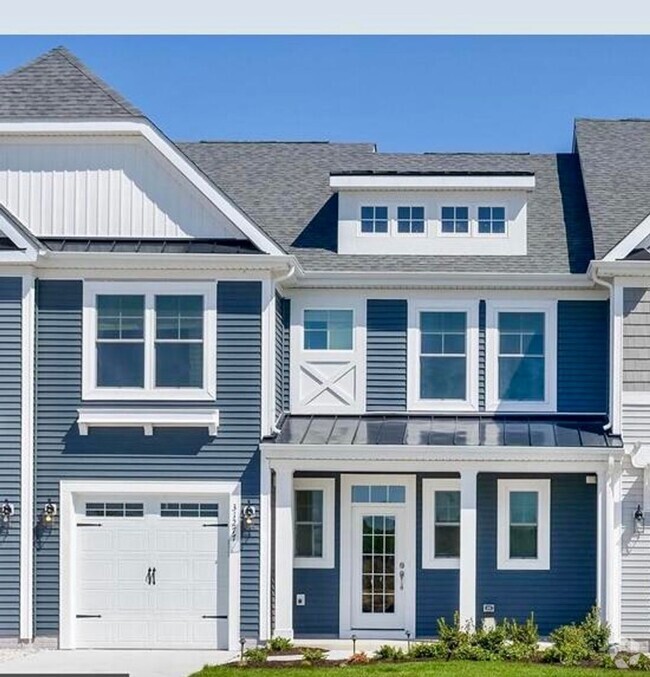 Building Photo - Large Townhome in Governors - East of Rout...
