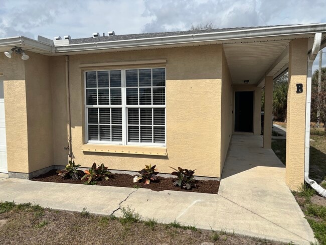 Building Photo - 492 Del Monte Rd