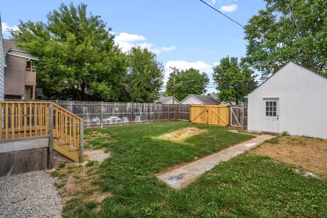 Building Photo - 1210 Arbor Ave