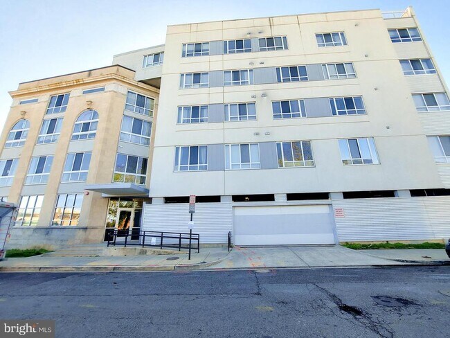 Building Photo - 5885 Colorado Ave NW