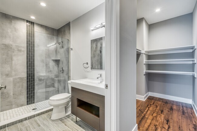 Building Photo - 330 Cambridge St