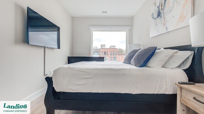 Building Photo - 1999 E Boston St