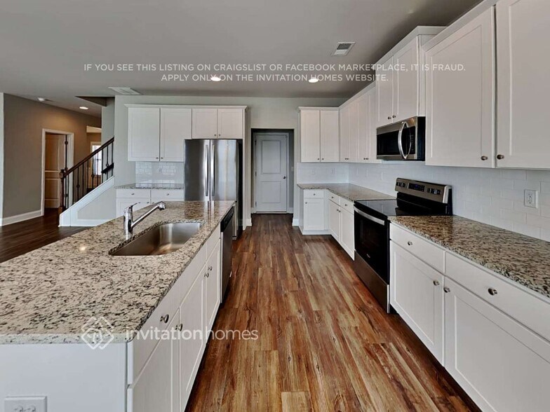 Building Photo - 475 Wood Point Way