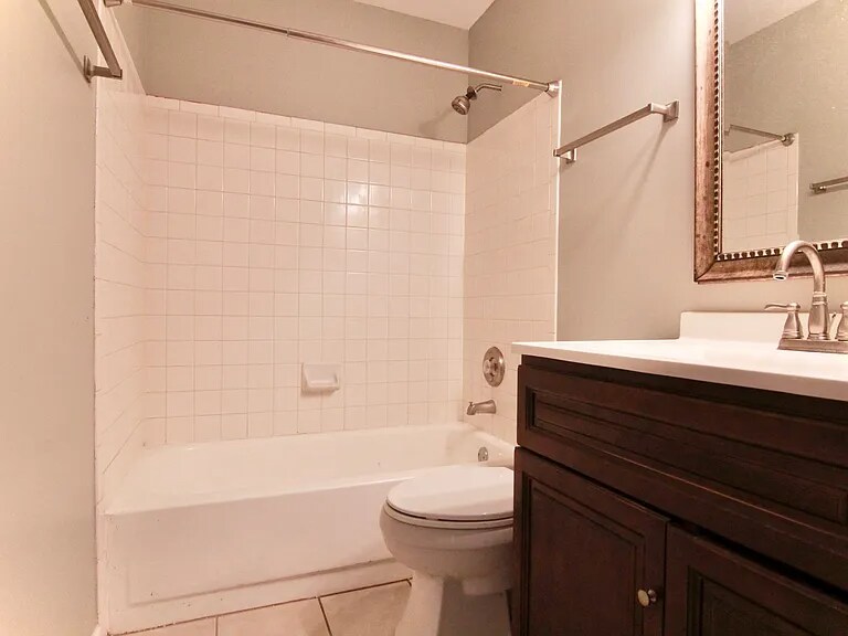 Building Photo - 1124 Crimson Ct