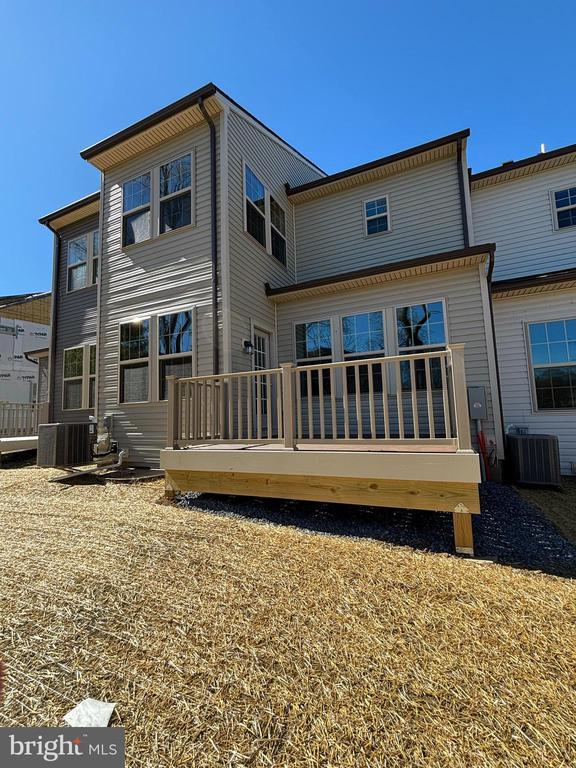 Building Photo - 122 S Buck Tavern Wy